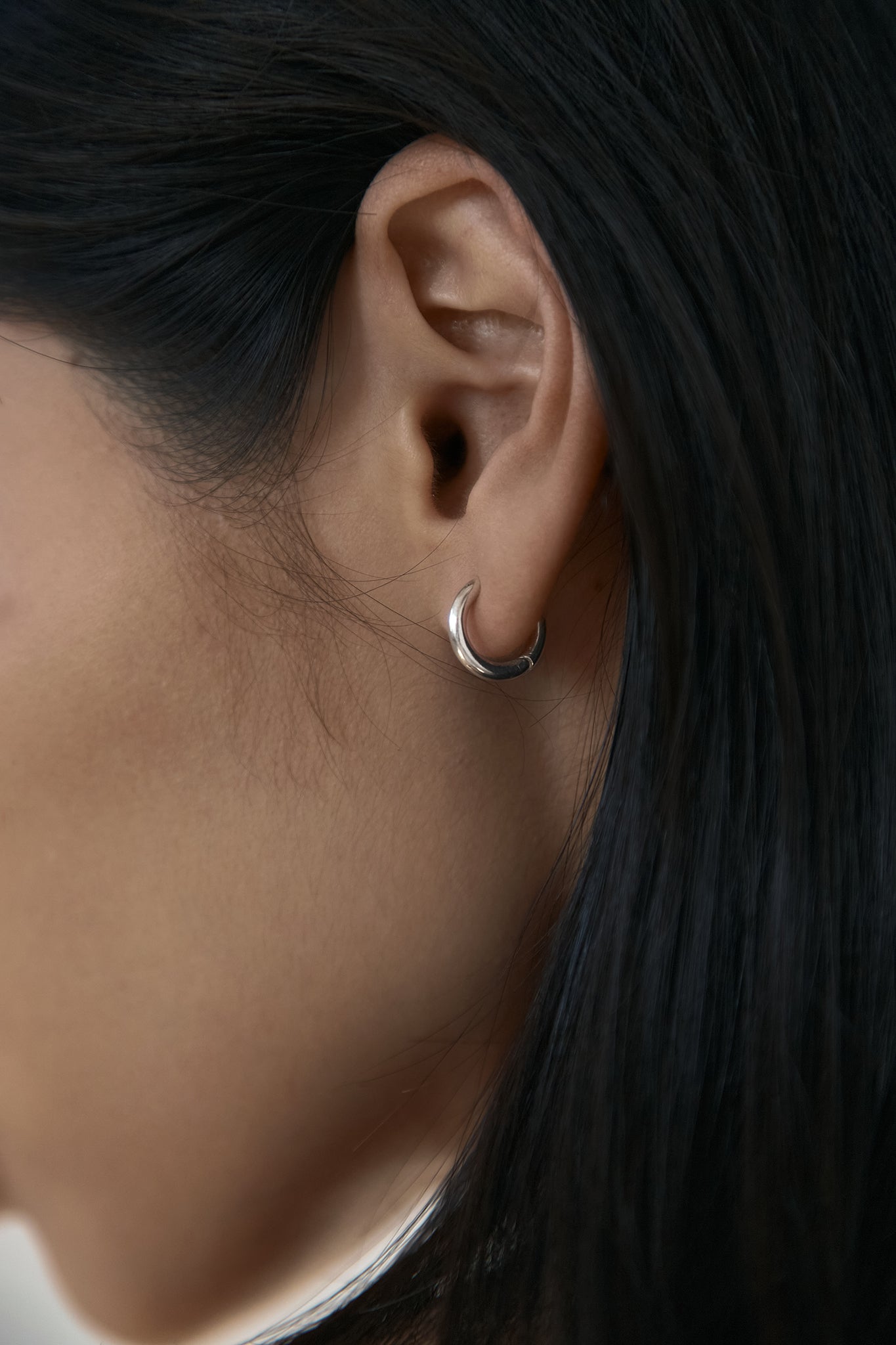 HOOPS EARRINGS