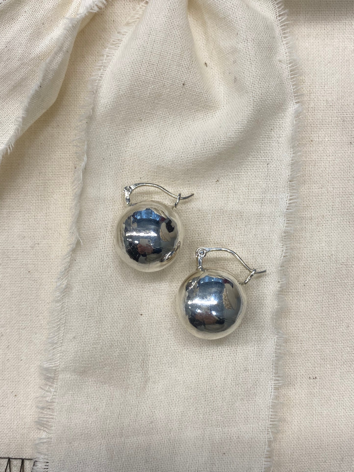 LOOP EARRINGS