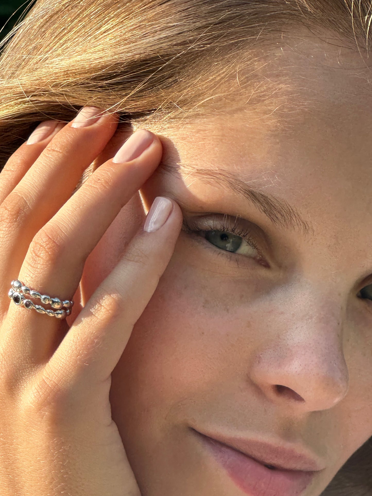 FOAMY RING WITH STONES