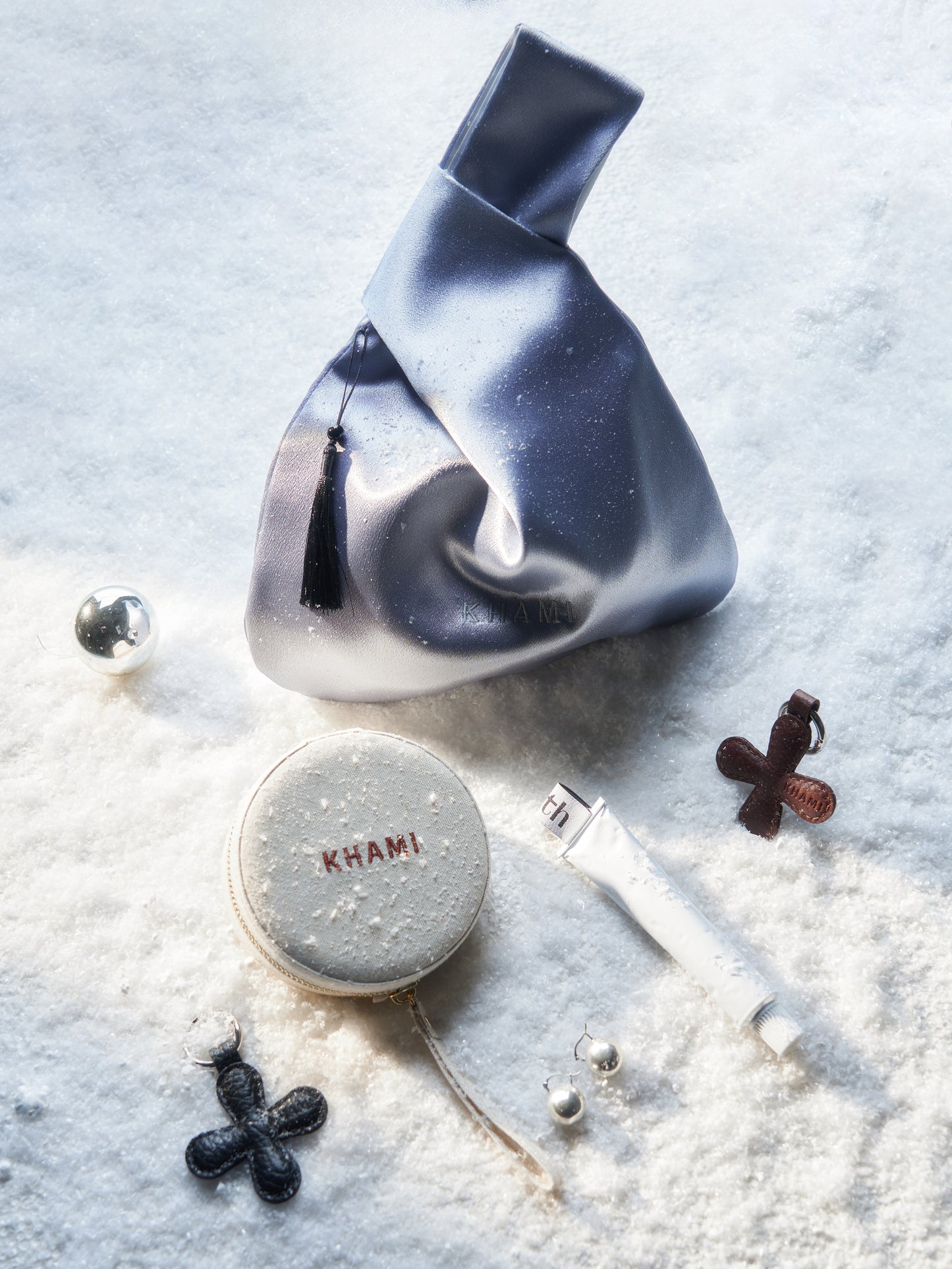 KHAMI POUCH