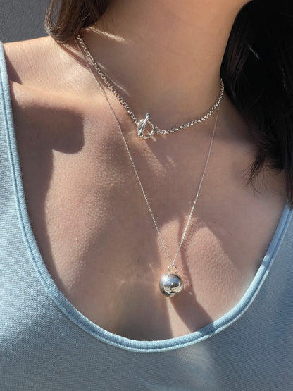 HALF MOON CHOKER